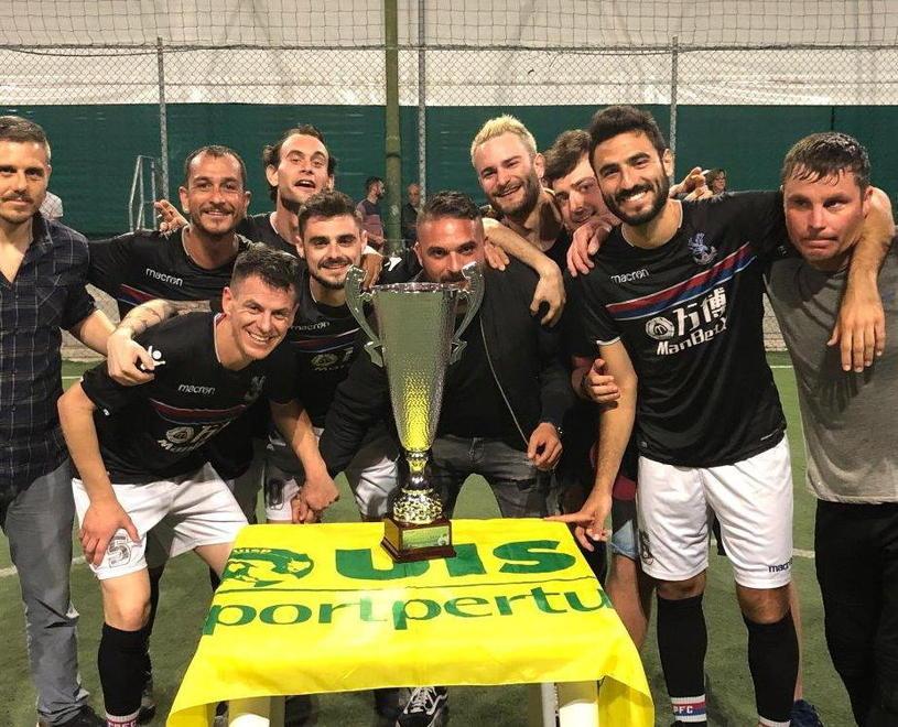 Crystal Palace di rigore alza la coppa della serie A