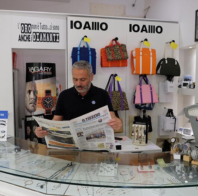 L'orefice col mito del nonno orologiaio: «Da qui è partita la mia vita» 