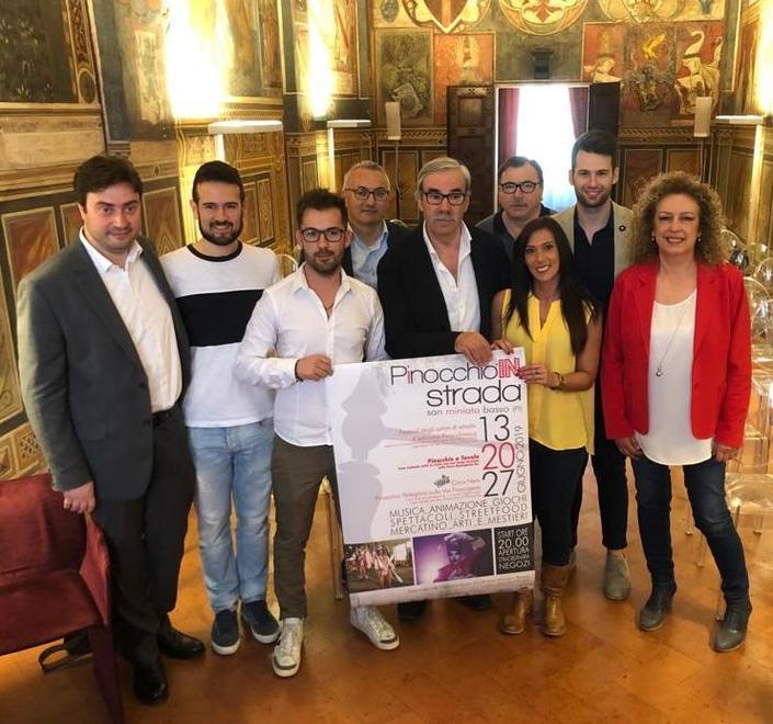 Shopping e show, Pinocchio invade la Tosco Romagnola