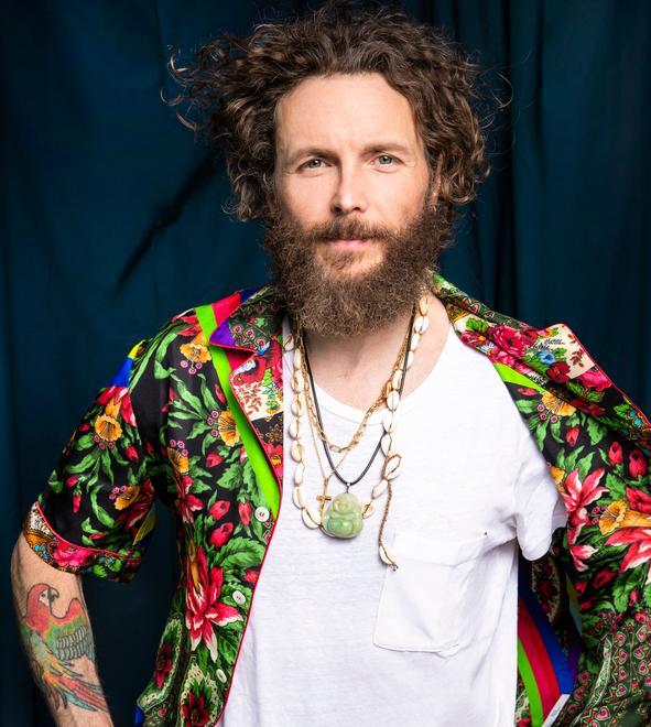 “Jova Beach Party” Arrivano sette brani colonna sonora del tour nelle spiagge 