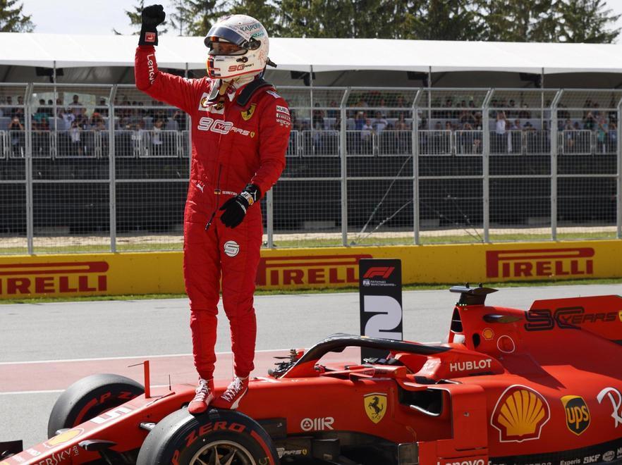 All’ultimo giro Vettel si prende la prima pole 