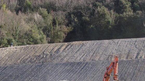 Riapertura della discarica Il Comune ricorre al Tar