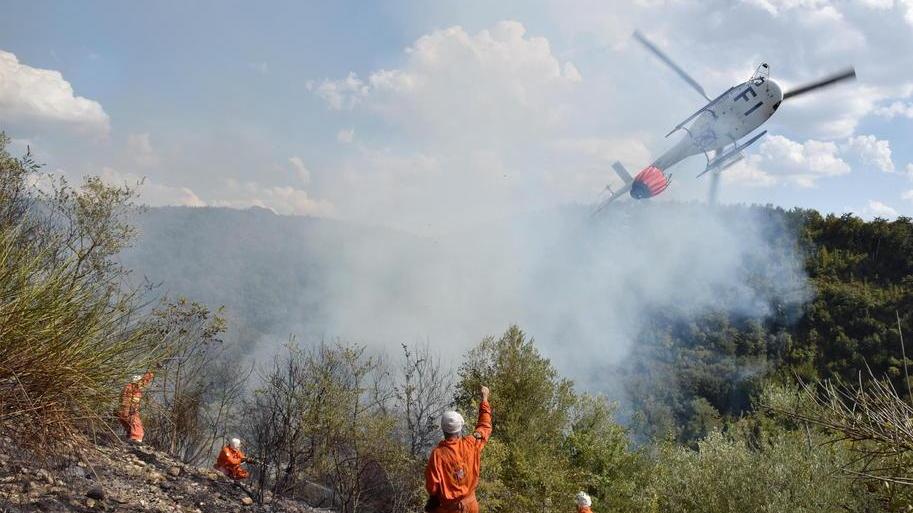 La base dell’antincendio dentro l’area Parco