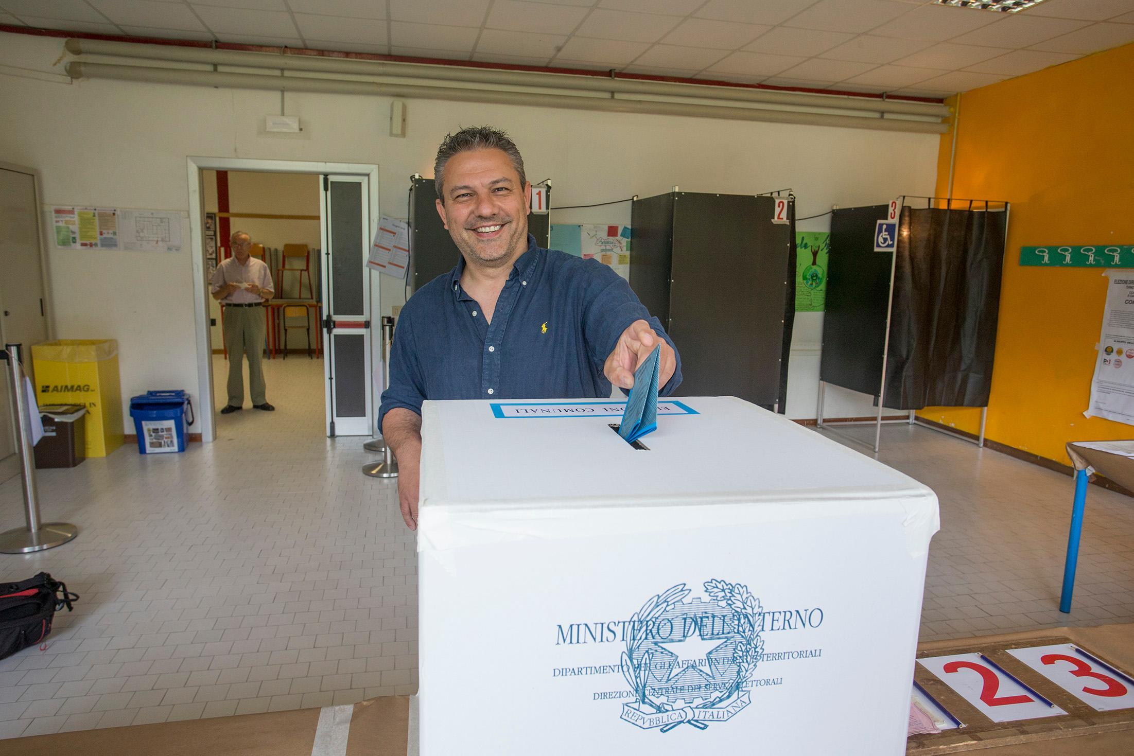 Castelfranco ha scelto, Gargano festeggia: è lui il primo cittadino 