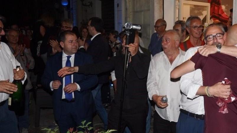Undici volti nuovi sui banchi del consiglio