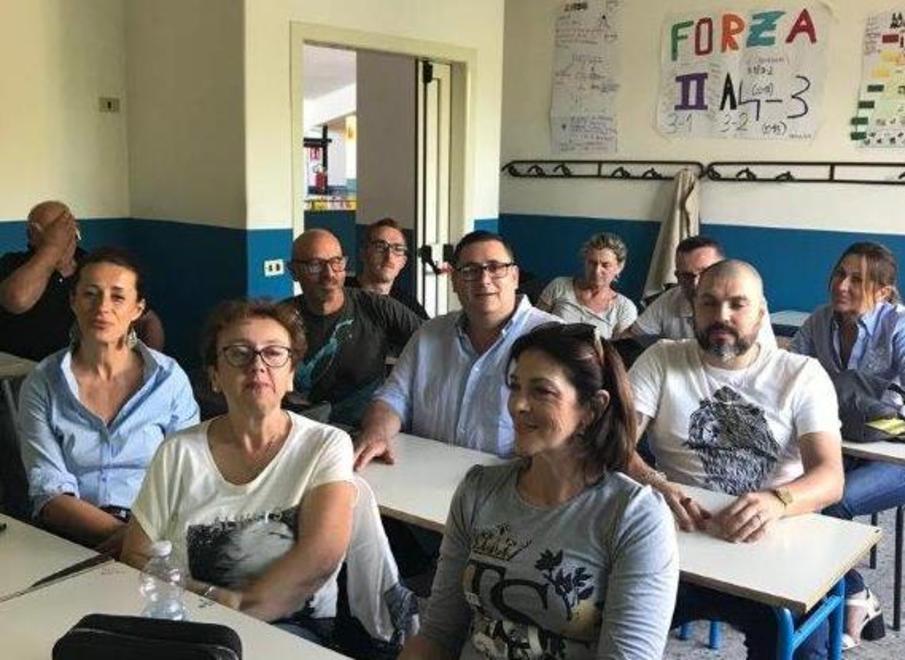 Servizi commerciali Chiuso il corso gli allievi ringraziano