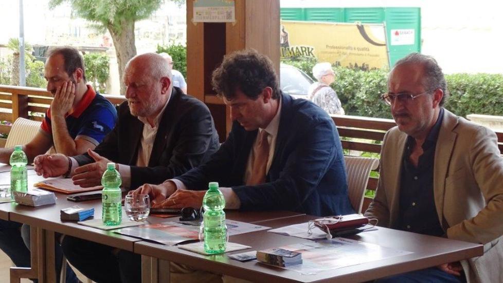 Biglietti a bordo del bus, più corse e mezzi elettrici “Smart & Green” al via