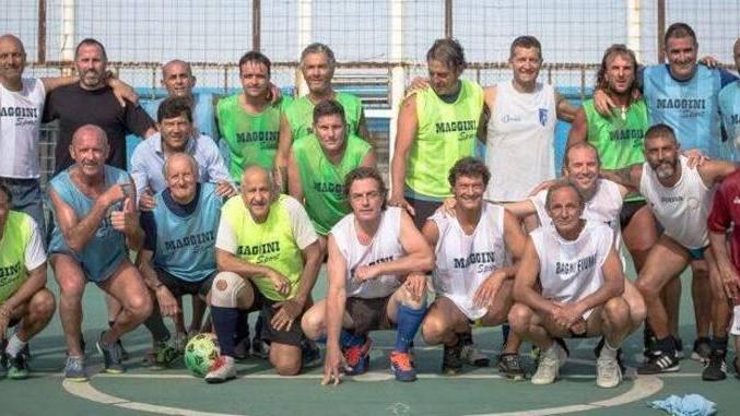 Lucarelli e Doga alla festa ai Bagni Lido