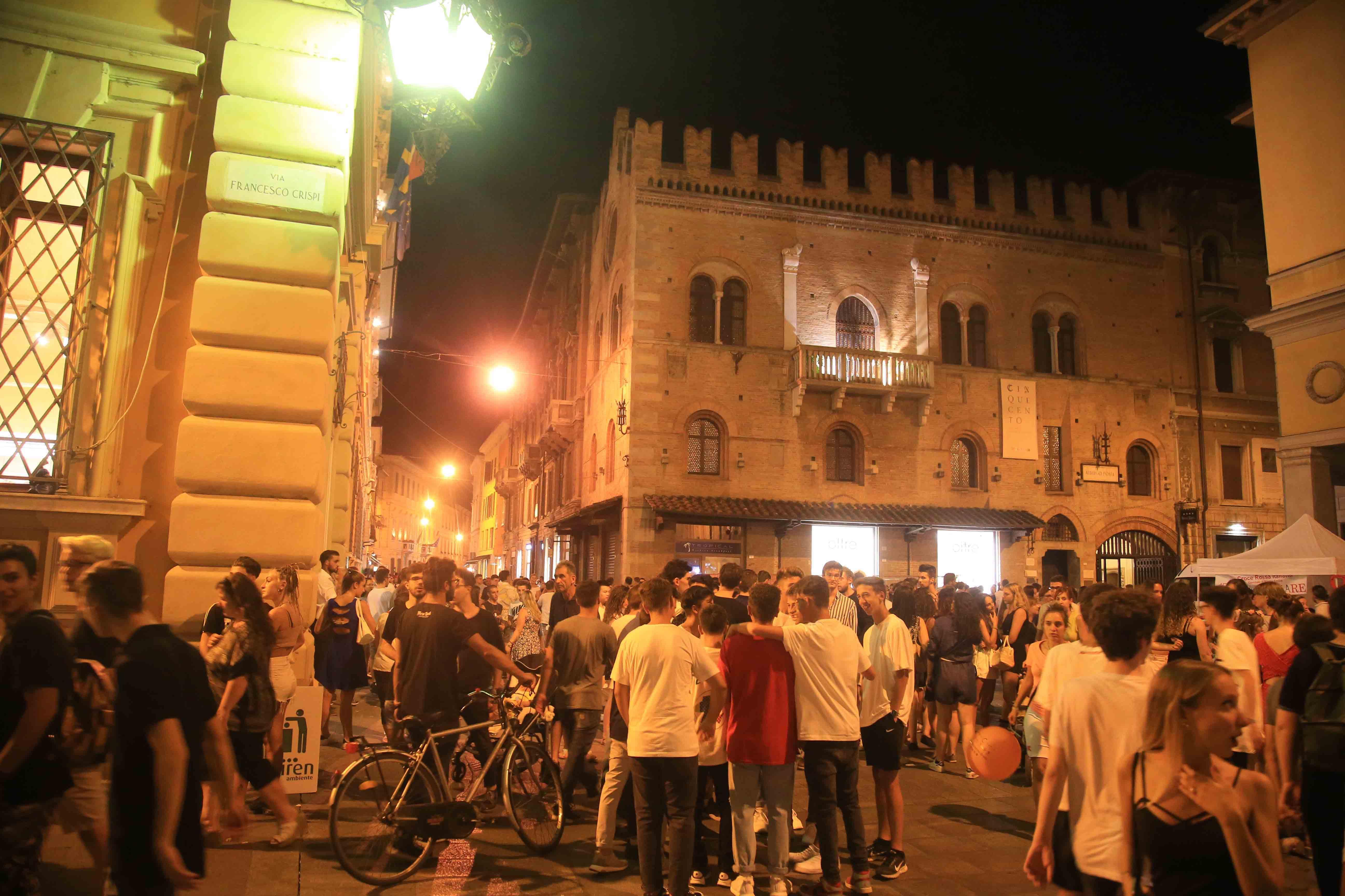 Reggio Emilia in festa per i dieci anni dei Mercoledì Rosa