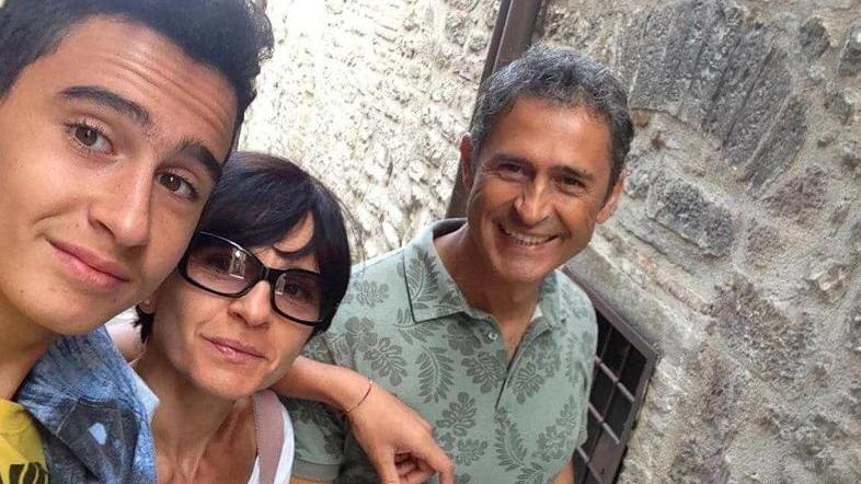 Morte di Jacopo: chiesta l’archiviazione, i genitori: «Ha vinto l’omertà, vogliamo andare via»