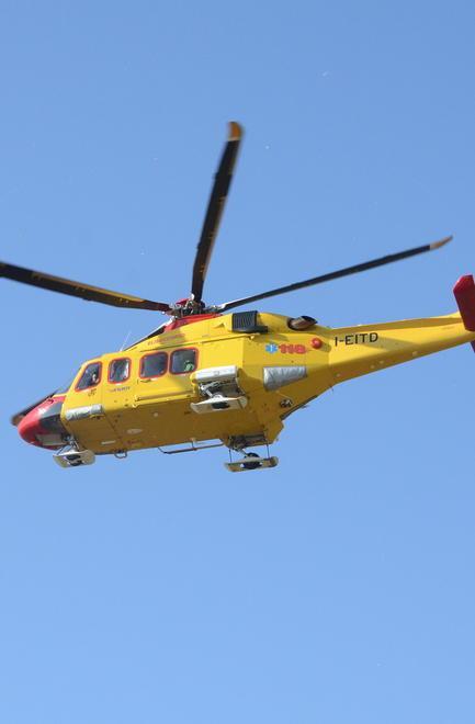 Ustioni gravi sul 30% del corpo: portato con Pegaso a Cisanello