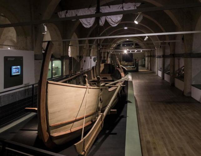 Dopo vent’anni ecco le antiche navi Il museo di Pisa con ottomila reperti 