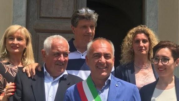 Tre donne e due uomini nella giunta di Coluccini