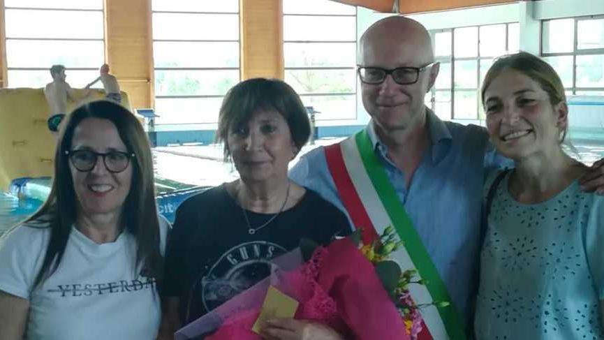 Premi ai bambini e all’insegnante che va in pensione