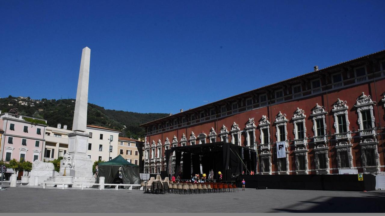 Ztl in centro, forse si cambia, Persiani: «Apertura a orari»