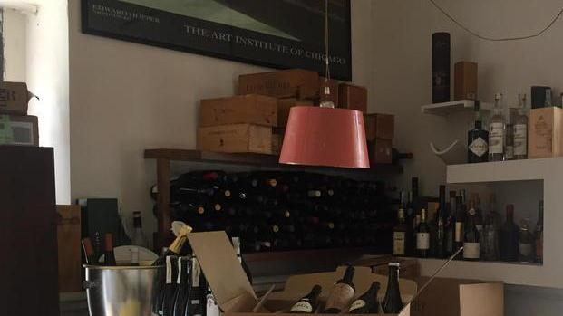 L'interno del ristorante "Ai Paparazzi"