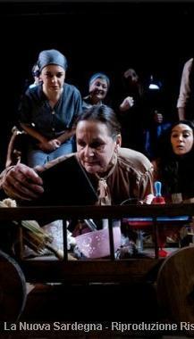 In primo piano lattrice Lia Careddu 