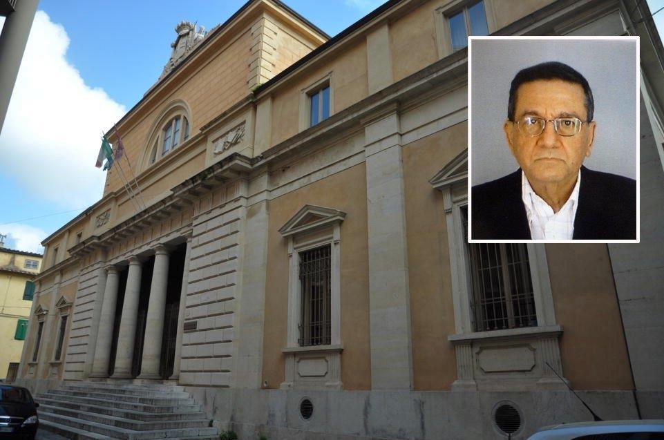 L’edificio che ospita la Procura e, nel riquadro, il notaio Paolo Siciliani (foto Muzzi)