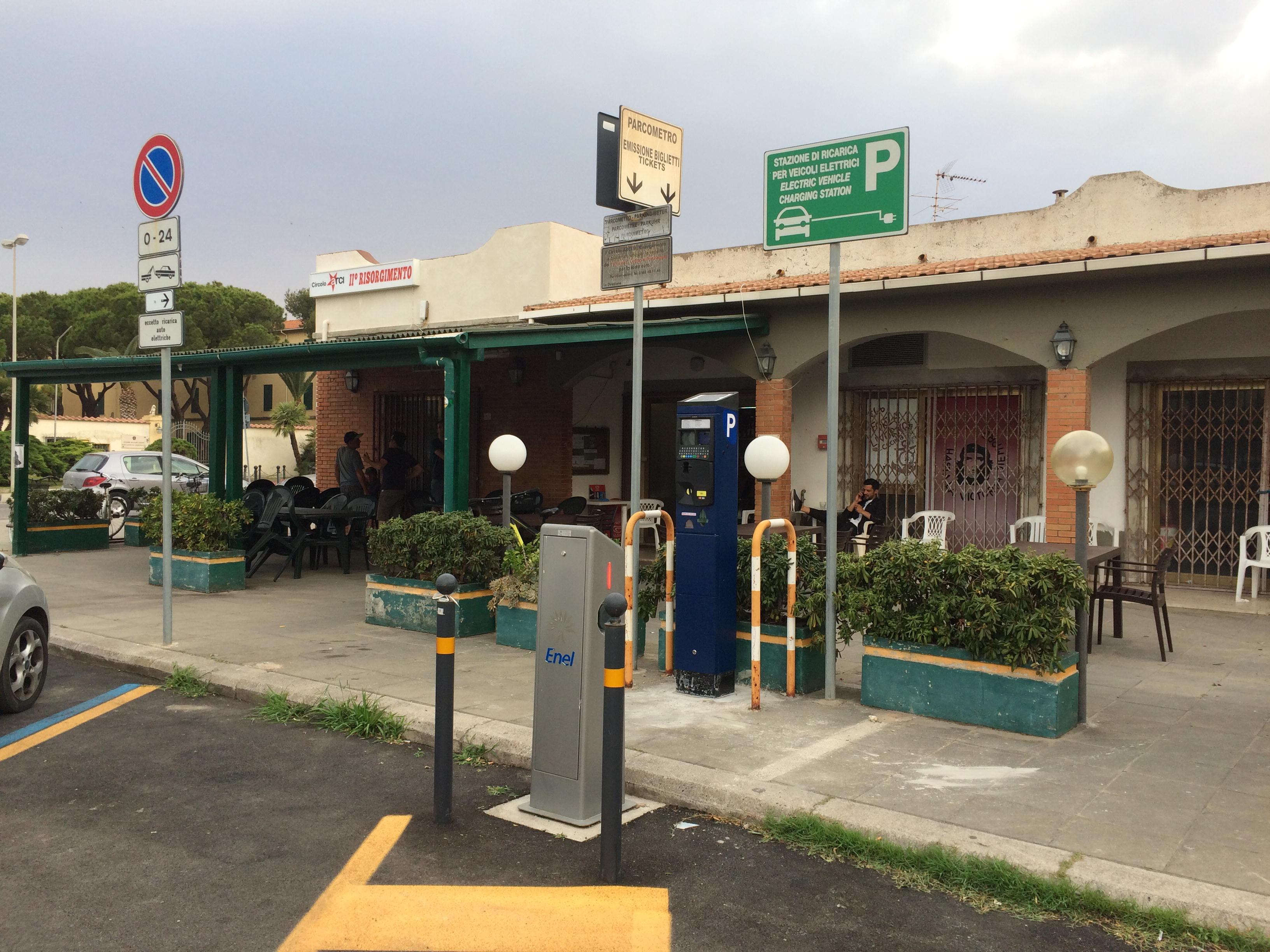 Al via con aumento i parcheggi a pagamento a Marina di Cecina 