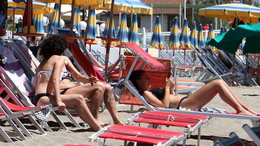 Qui veniva al mare anche Mina, la storia passa dal bagno Giulia