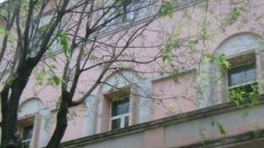 A destra il palazzo municipale (foto Muggianu)