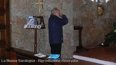 Padre Giacomino Canu nella sua chiesa 