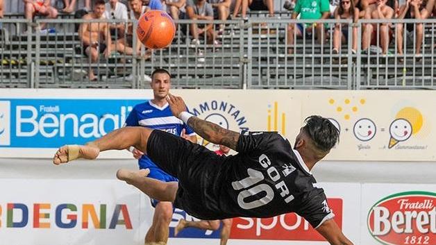 SuperGori ne fa sei, il Viareggio quindici: la squadra di Santini inizia alla grande