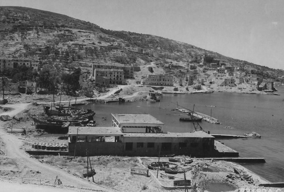 Porto Santo Stefano, le bombe e le ragazze La memoria per domani