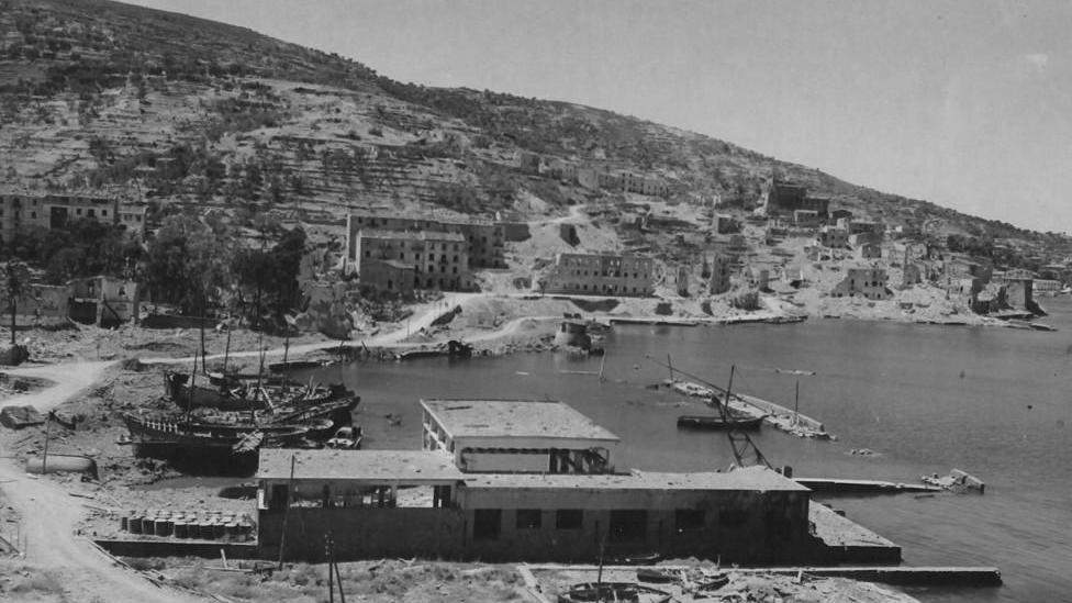 Porto Santo Stefano, le bombe e le ragazze La memoria per domani