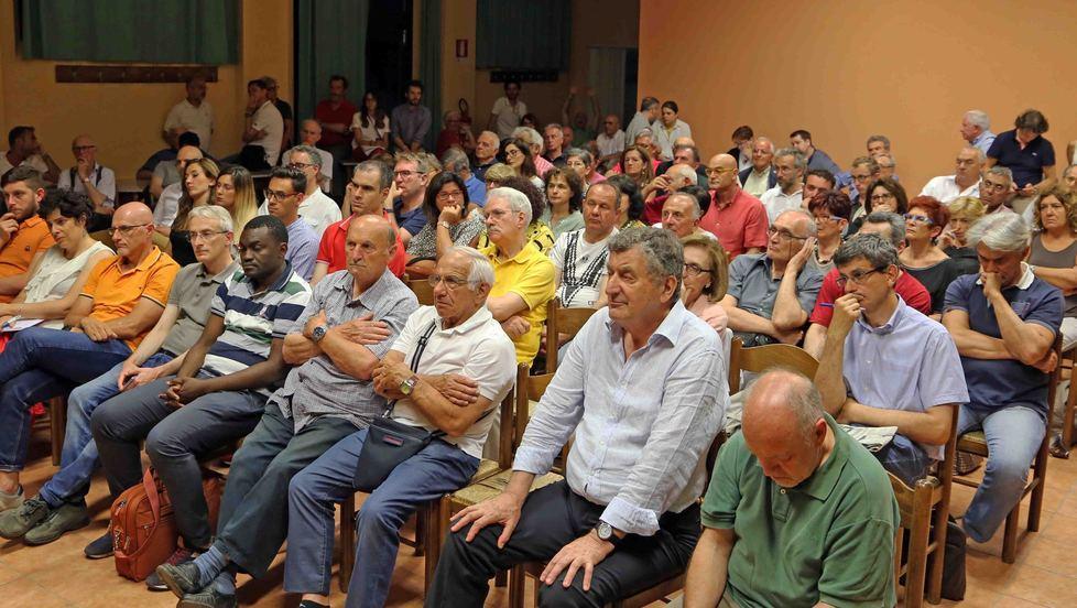 Sì al congresso provinciale Il Pd in cerca di una svolta 