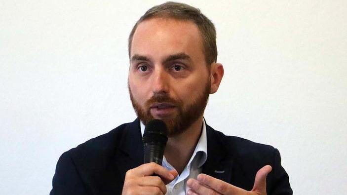 «Per i cattivi odori a Renella sbagliato dare la colpa al lago»