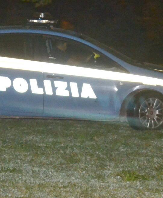 Fanno a pugni di notte ragazzo all’ospedale