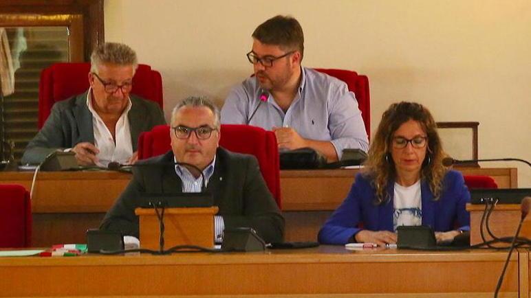 Di Maio ai consiglieri «Prima di ogni cosa mettiamo San Giuliano»