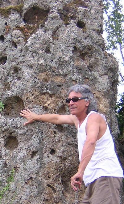 Addio al grande Feo il padre scopritore dell’antichissima Stonehenge del tufo 