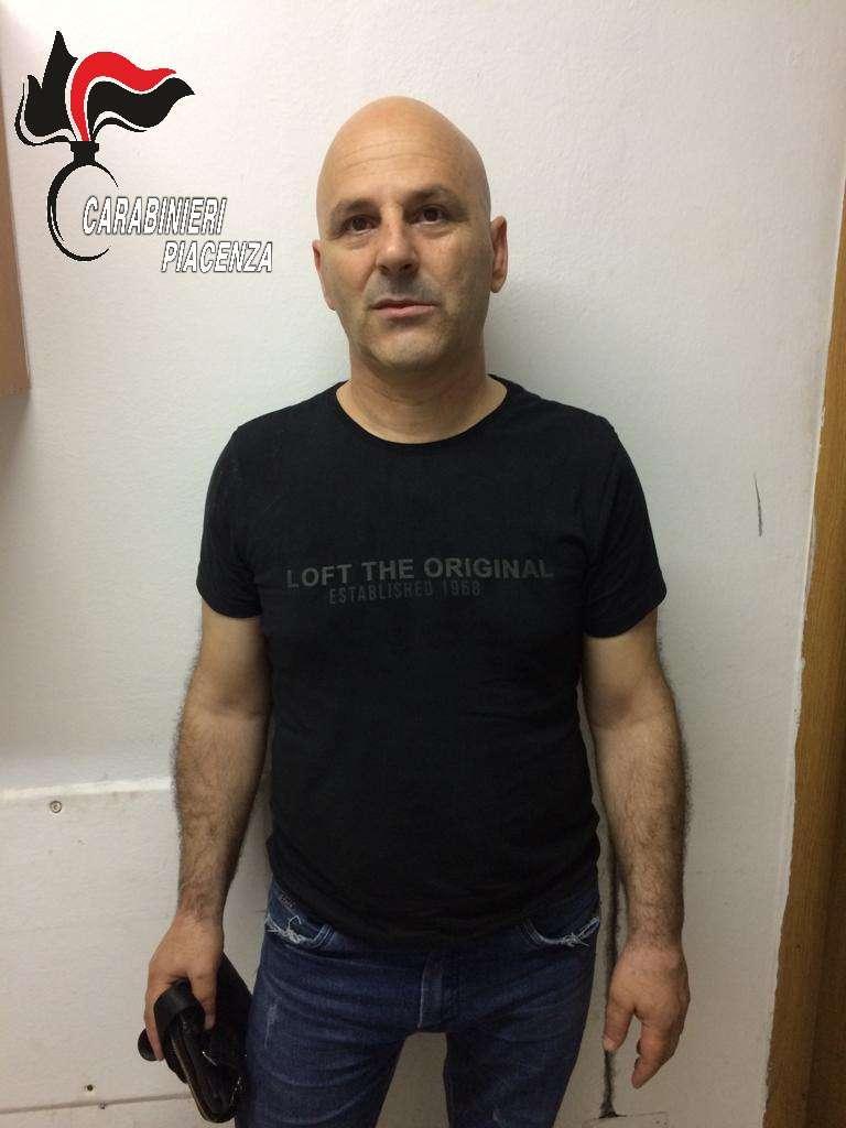 La 'ndrangheta a Reggio Emilia: catturato in Albania un latitante di Aemilia 