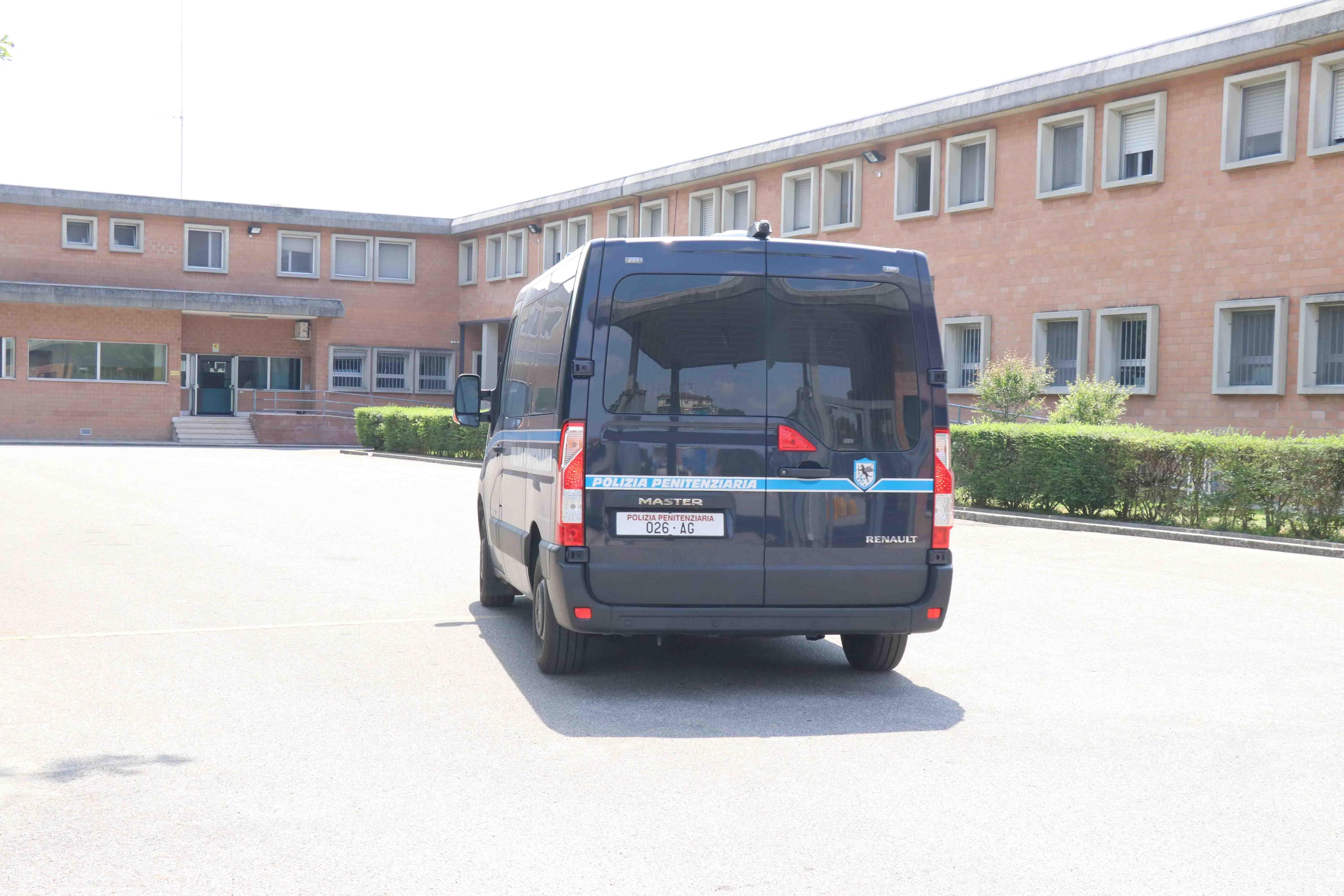 Aggressione nel carcere dell'Arginone, vittima un agente di polizia penitenziaria