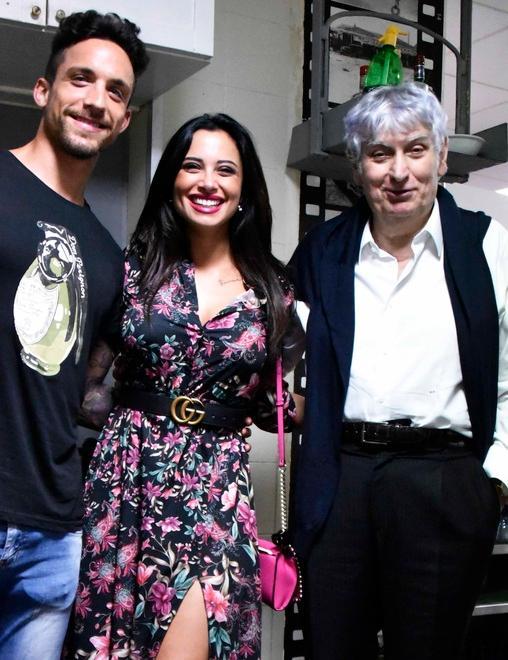 Matteo Gentili e Alessia Prete con Gherardo Guidi sabato sera in Capannina FOTO FABRIZIO NIZZA