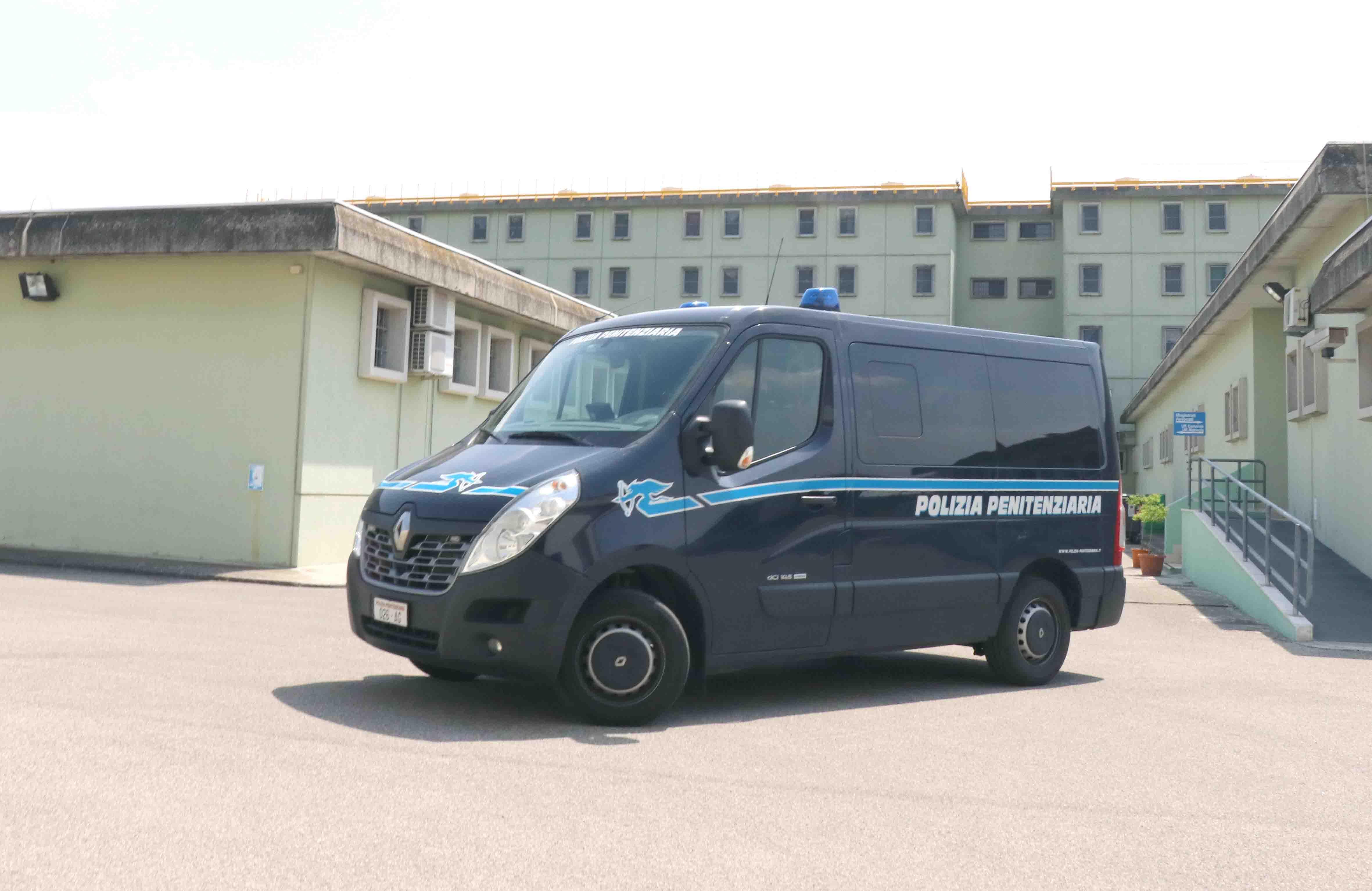 L'ingresso del carcere dell'Arginone a Ferrara