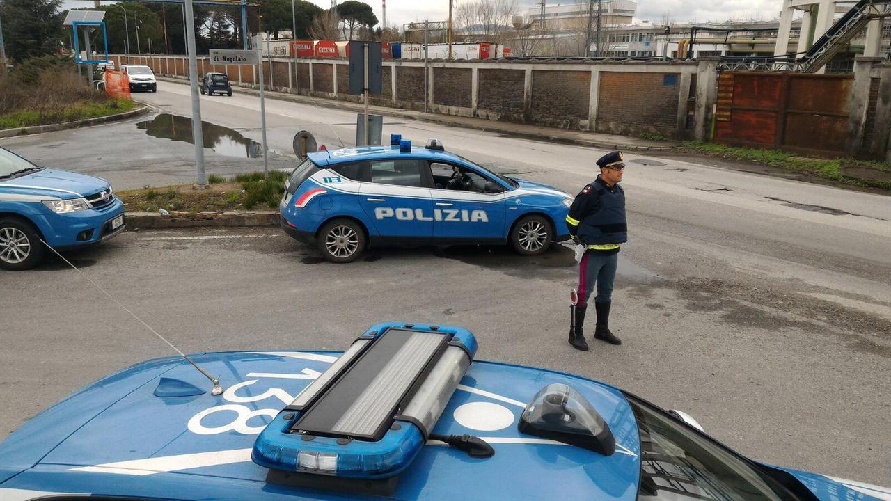 Un posto di blocco della polizia (archivio)