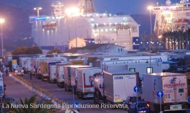 Anche Confindustria contro Cappellacci