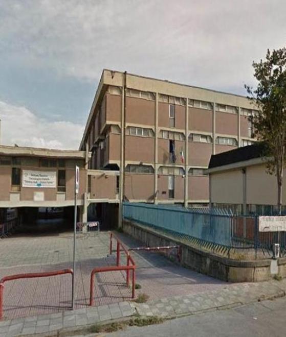 Lavori all’istituto Fedi per garantire l’accesso