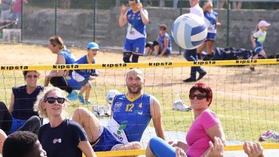 Centocinquanta piccoli atleti per il sitting volley con il coach Fabio Ormindelli