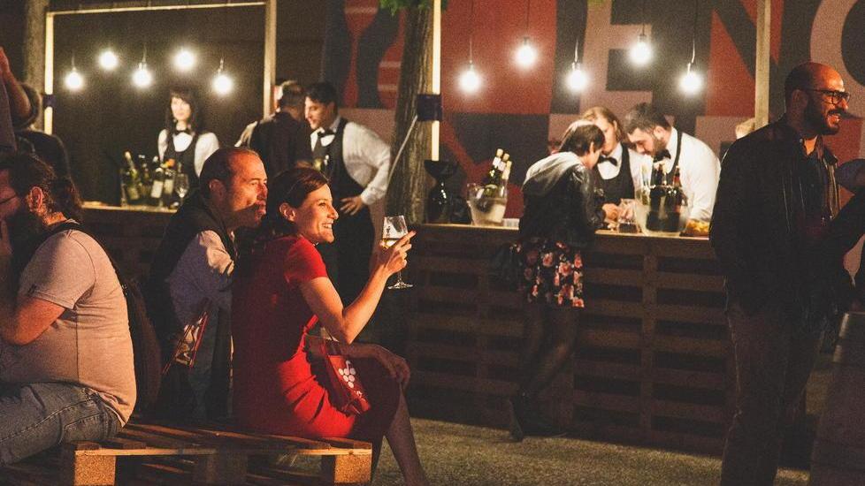 Con Enoritmo vini e liquori a ritmo di musica e show di danza