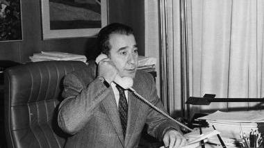 In alto a destra e qui accanto due immagini del giornalista Biagio Agnes, il più longevo direttore generale della Rai. Originario di un paese della provincia di Avellino segnò in modo rimarcabile la storia della emittenza pubblica