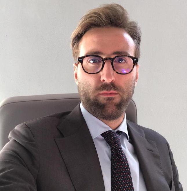 Minaccia di dare fuoco alla casa da sgomberare Il giudice lo assolve
