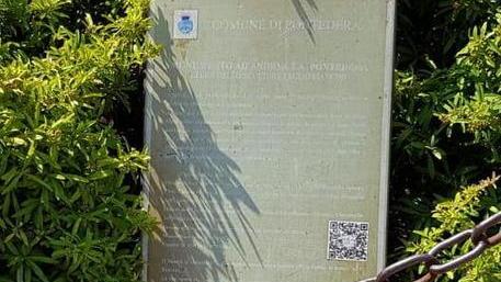 «Più rispetto e decoro per la nostra statua»