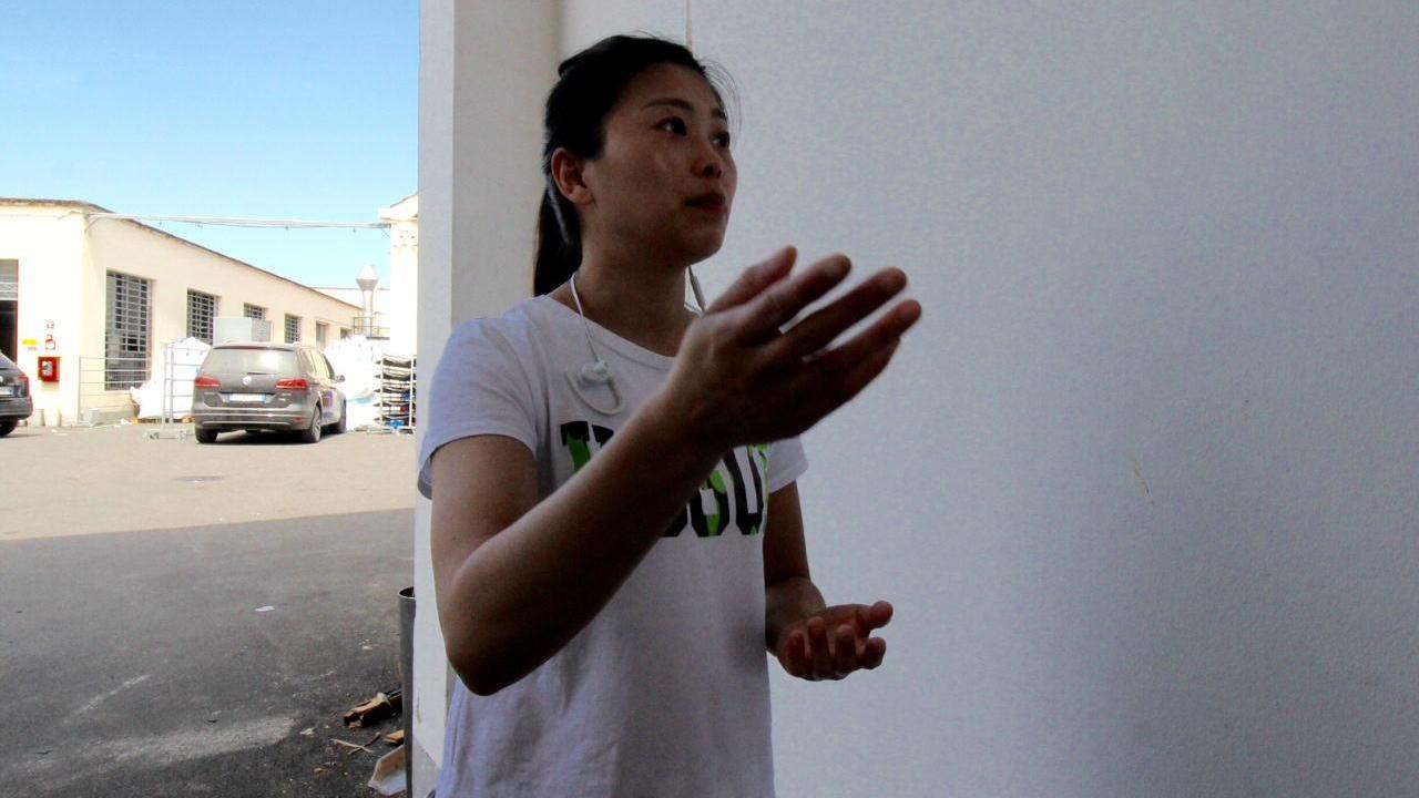 Valentina Huang, titolare della Gruccia Creations di via dello Sprone