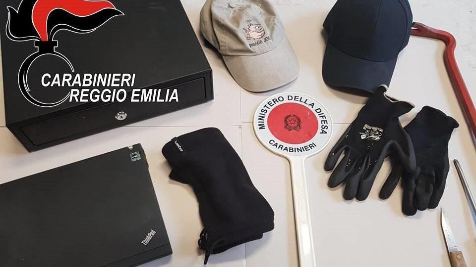 Sorpresi durante il colpo al ristorante, tre in manette