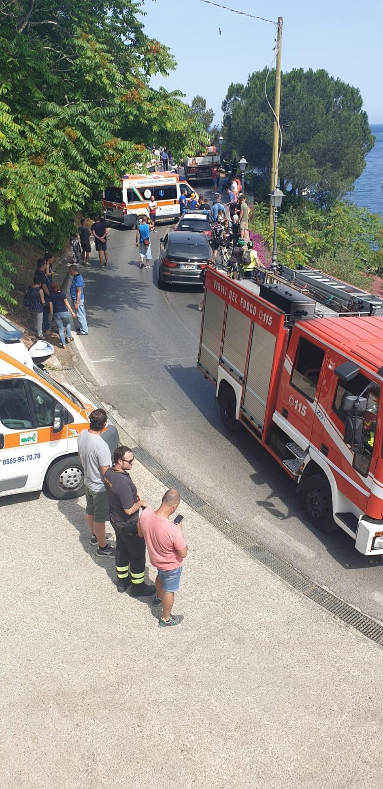 Scontro tra uno scooter e un autocarro, scooterista muore sulla provinciale