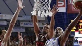 Una serie che non finisce mai Sassari si guadagna gara-7